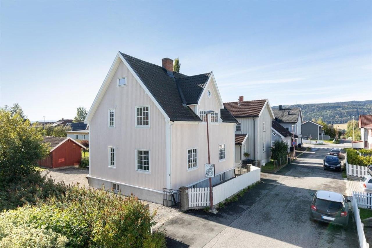 Central, Large And Light Apartment In The Middle Of The City Lillehammer Bagian luar foto